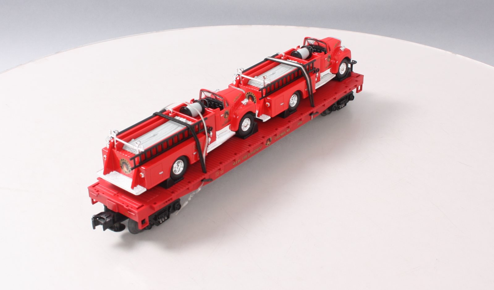 MTH 20-98114 O Gauge Fire Department Flatcar w/ 2 Red Fire Trucks #2000 LN/Box
