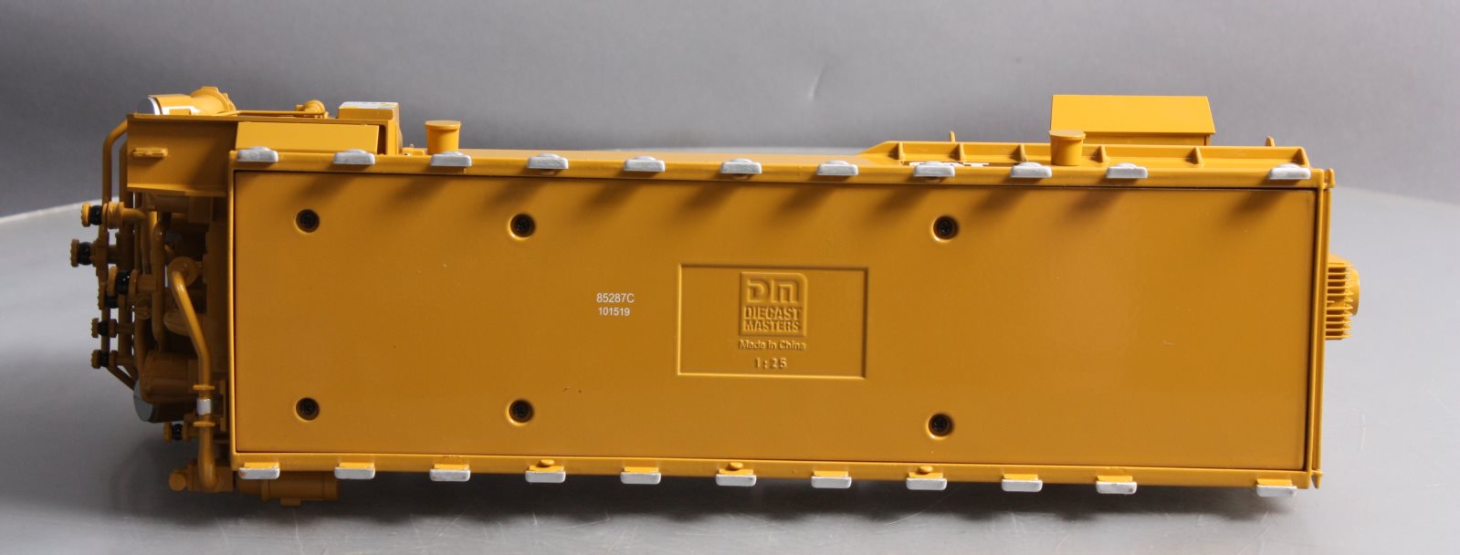DieCast Masters 85287C 1:25 Caterpillar CG260-16 Gas