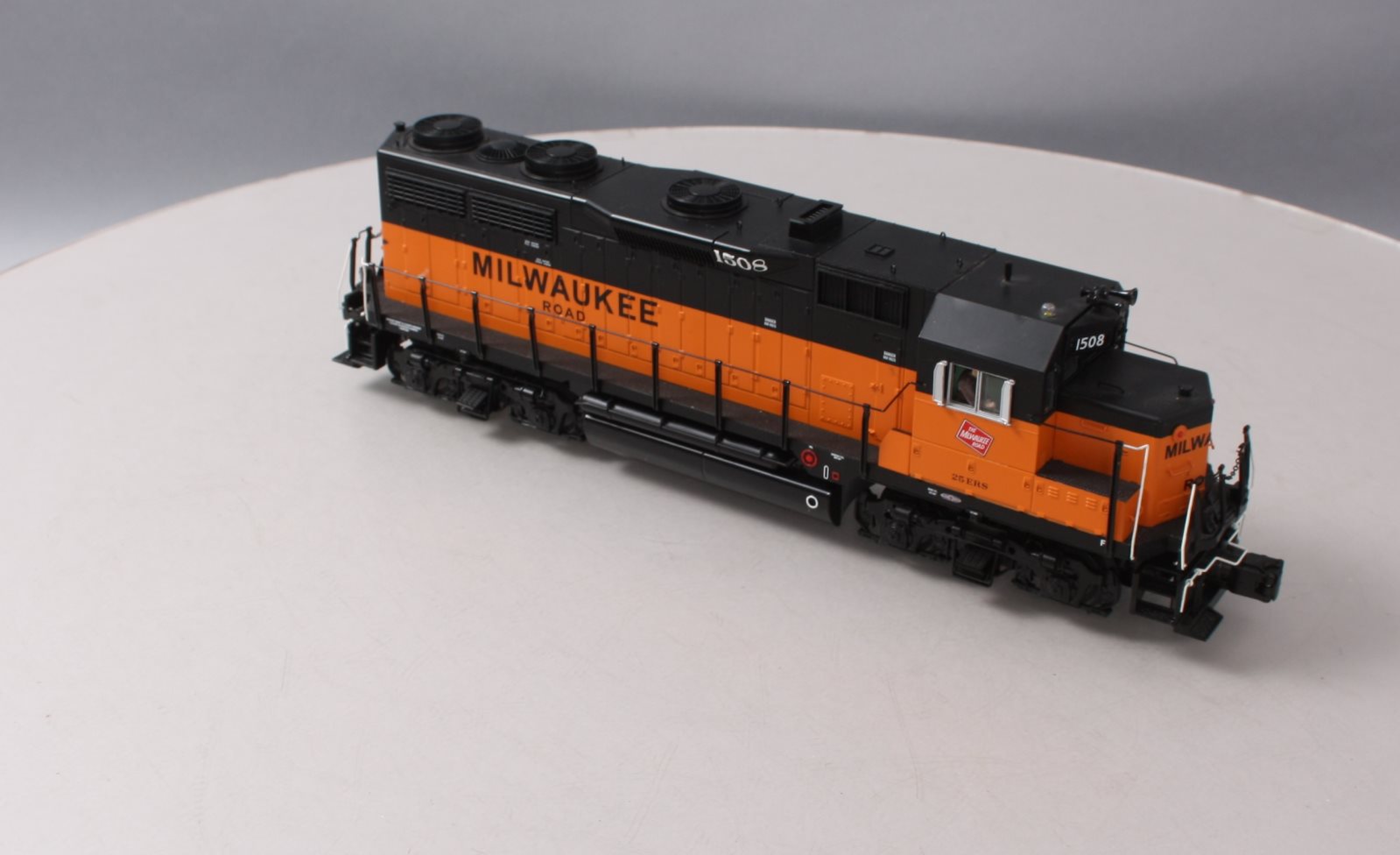 MTH 20-20290-1 O Gauge Milwaukee Road GP-35 Diesel Loco w/ Proto 3.0 #1508