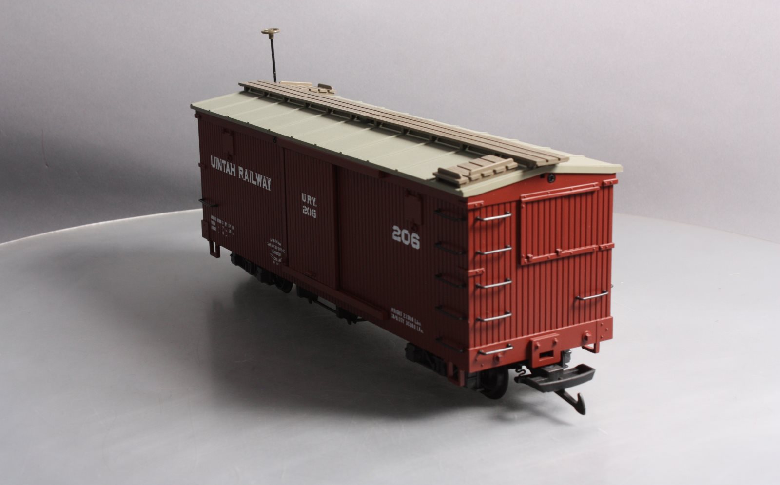 LGB 40675 Uintah Railway Boxcar #206 – Trainz