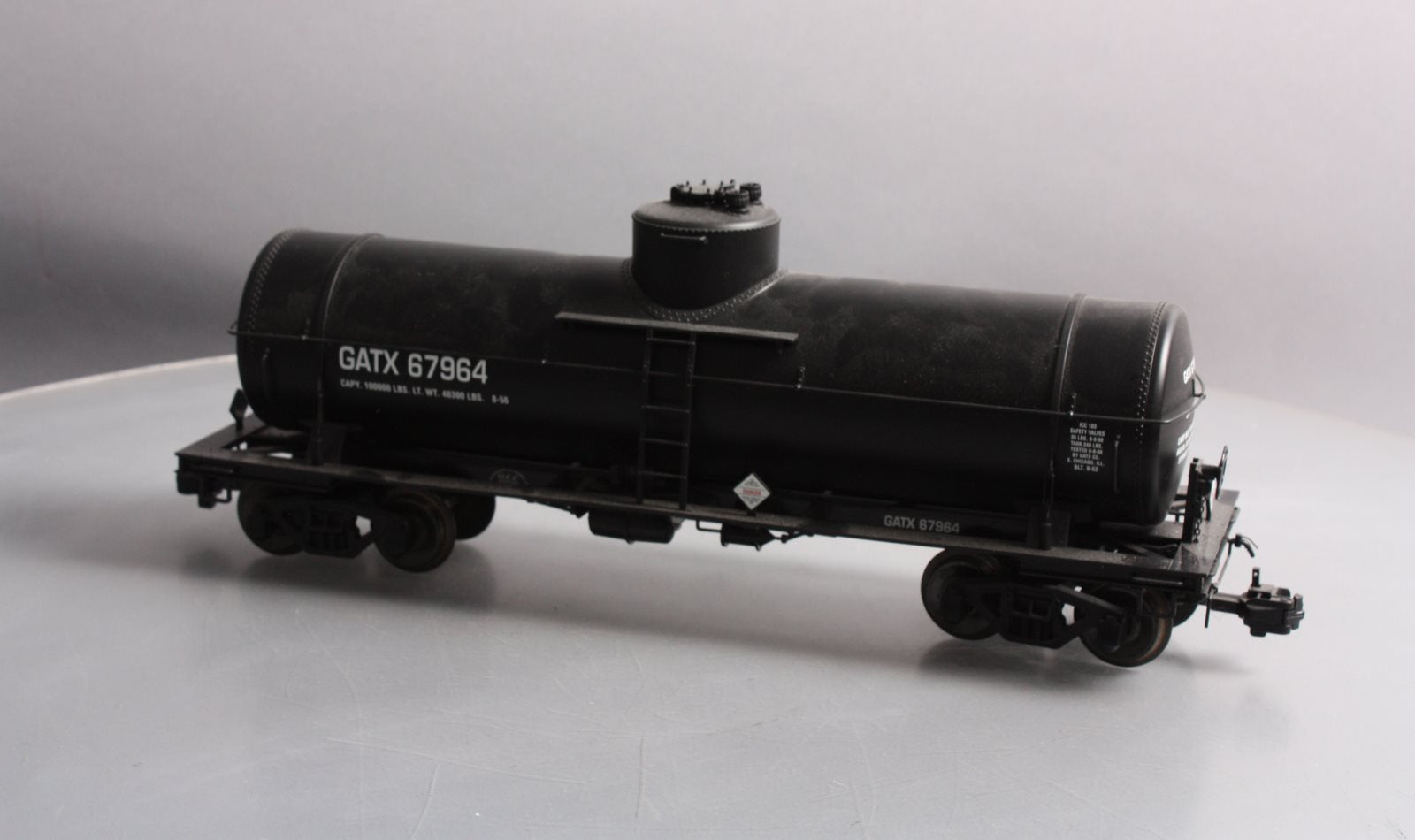 USA Trains R15105 G G.A.T.X. 10,000 Gallon Tank Cars #67964