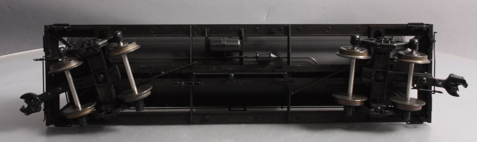 USA Trains R15105 G G.A.T.X. 10,000 Gallon Tank Cars #67964