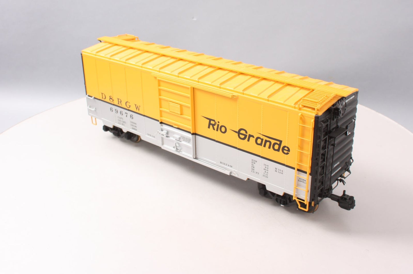 USA Trains R19209A G Rio Grande 40 Ft. PS-1 Steel Box Car - Metal Wheels