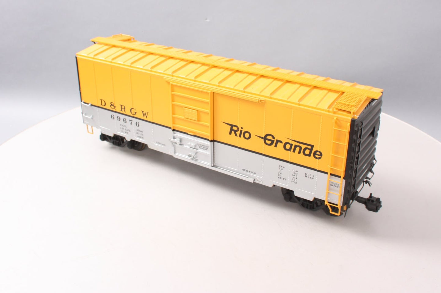USA Trains R19209A G Rio Grande 40 Ft. PS-1 Steel Box Car - Metal Wheels