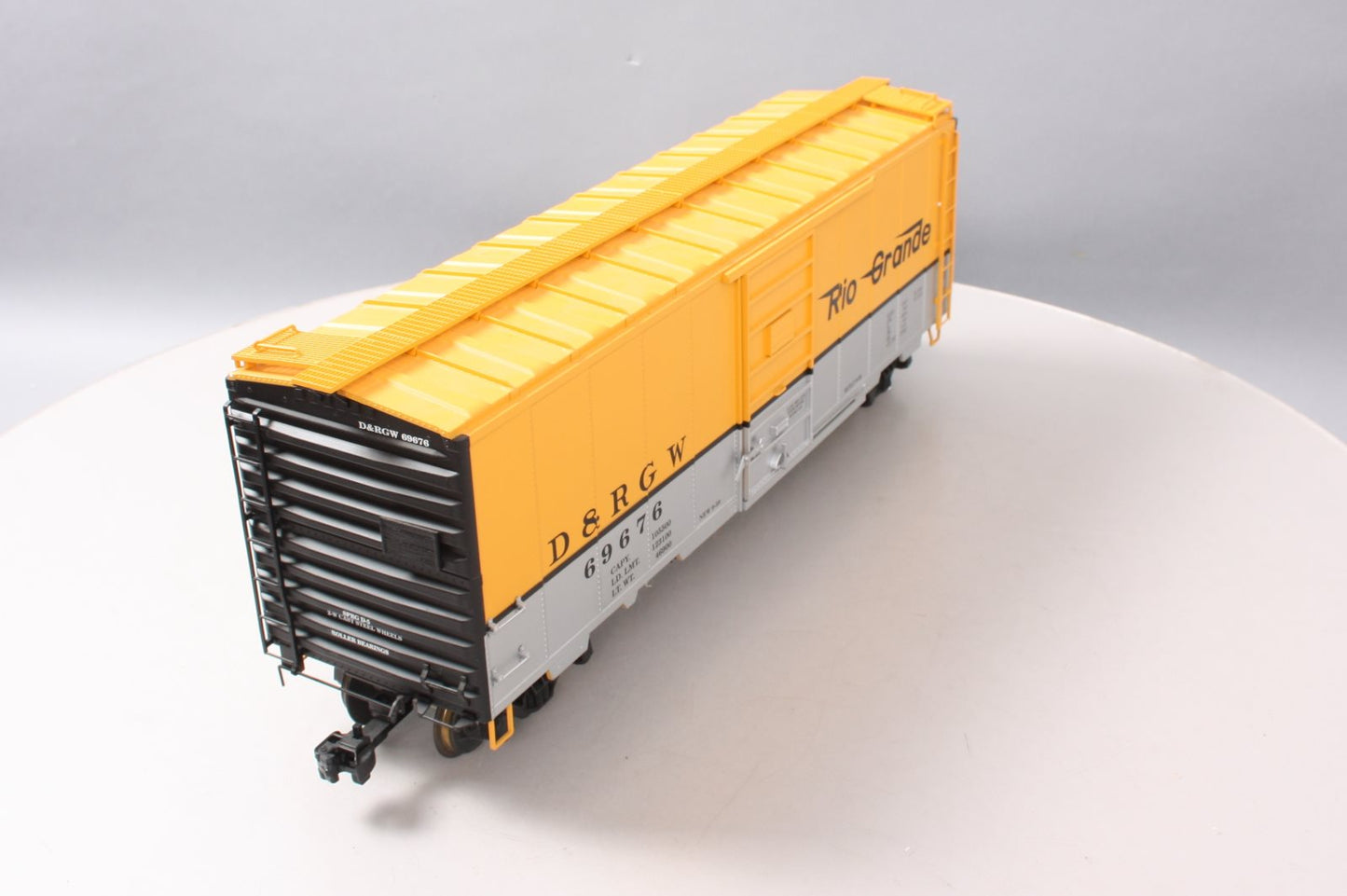 USA Trains R19209A G Rio Grande 40 Ft. PS-1 Steel Box Car - Metal Wheels