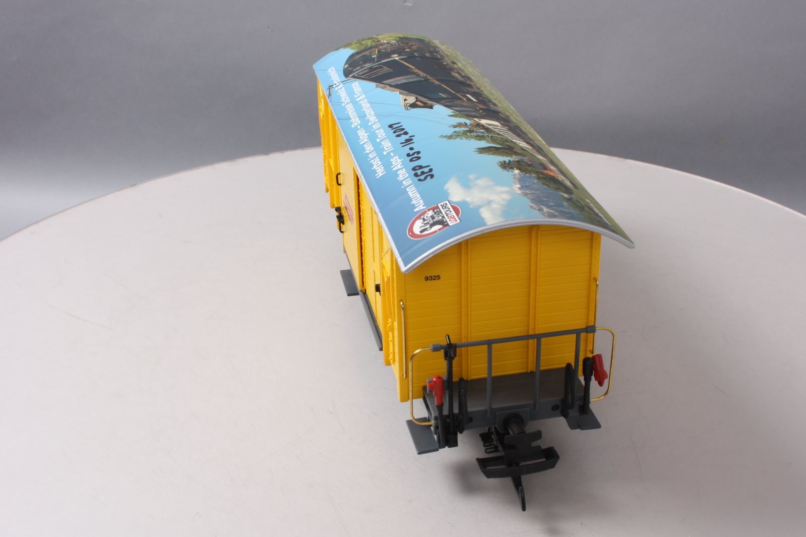 LGB 40816 G Rhaetian Railroad RhB Type Xk Maintenance-of-Way Boxcar