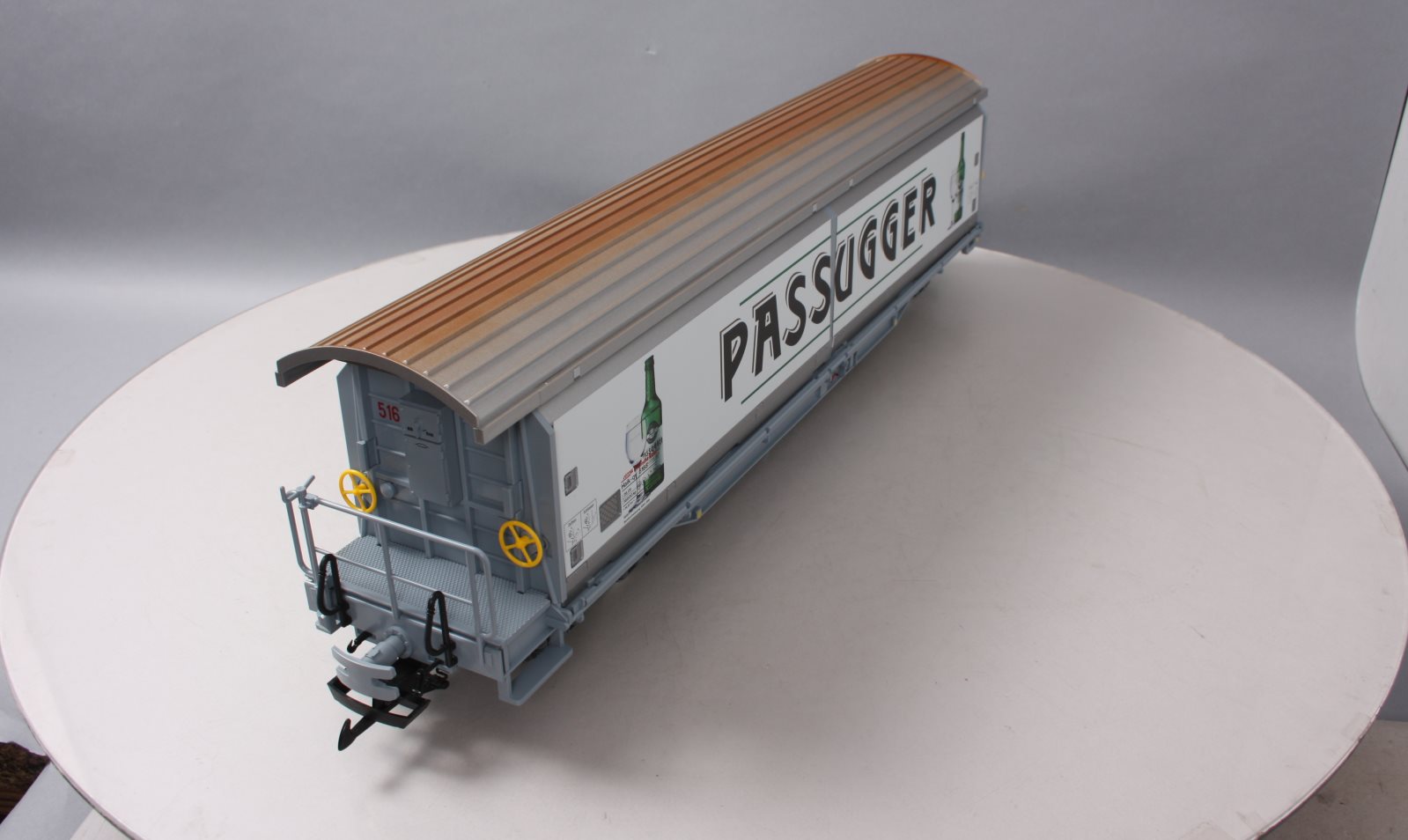 LGB 48571 G Rhaetian Railway RhB Type Haik-qv Sliding Wall Boxcar