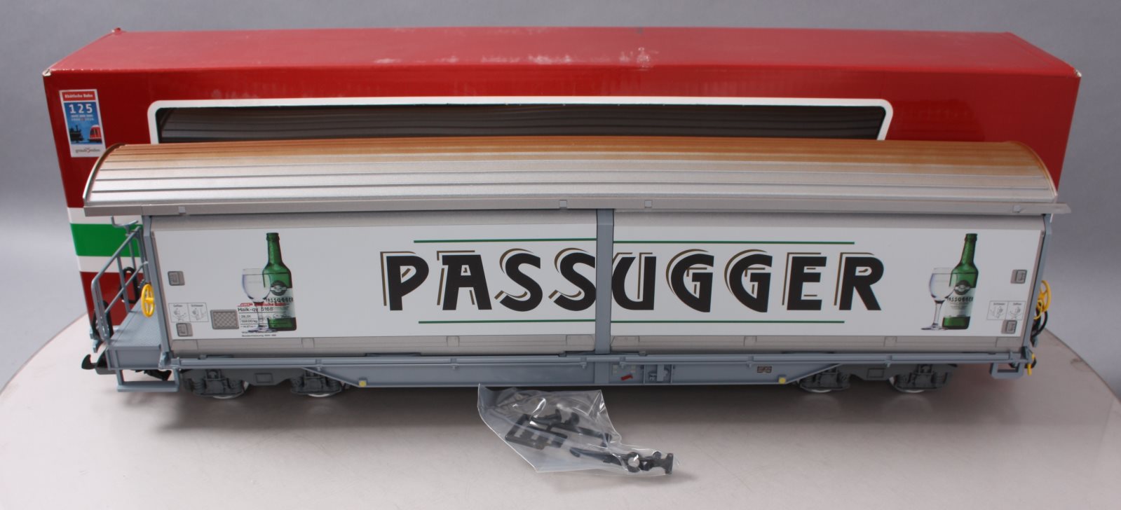 LGB 48571 G Rhaetian Railway RhB Type Haik-qv Sliding Wall Boxcar