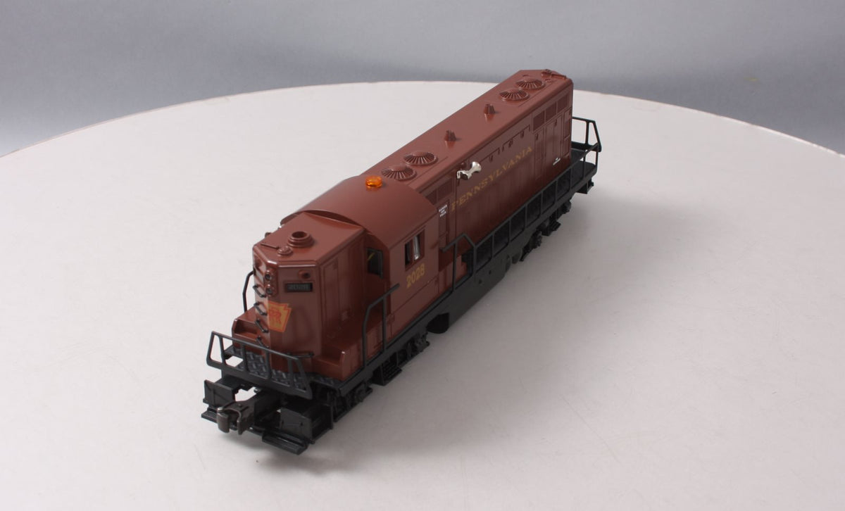 Lionel 6-18567 O Gauge Pennsylvania GP-9 Diesel Locomotive #2028 LN/Box