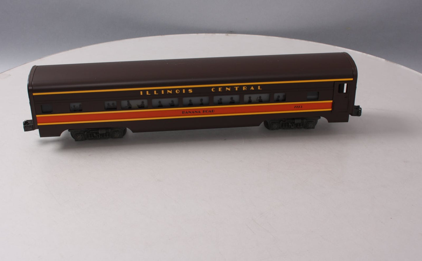 Lionel 6-7223 O Gauge Illinois Central "Banana Road" Passenger Car #7223 EX/Box