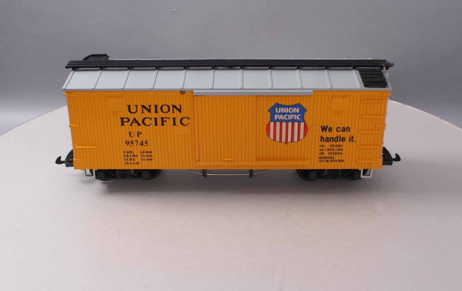 LGB 4067-A01 G Scale Union Pacific Boxcar #95745 EX/Box