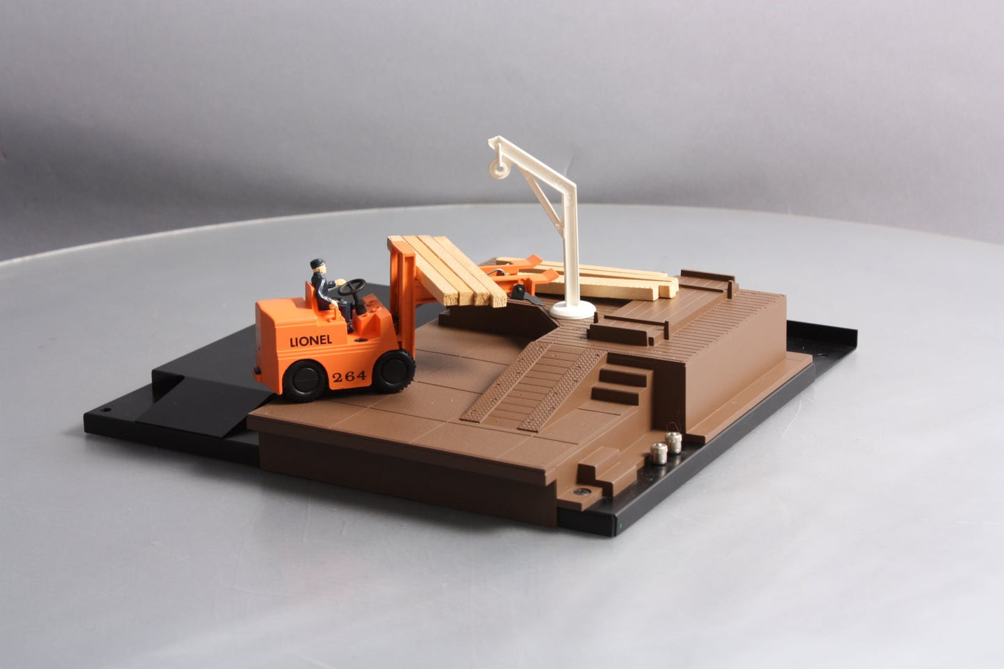 Lionel 6-14000 O Gauge 264 Operating Forklift Platform NIB