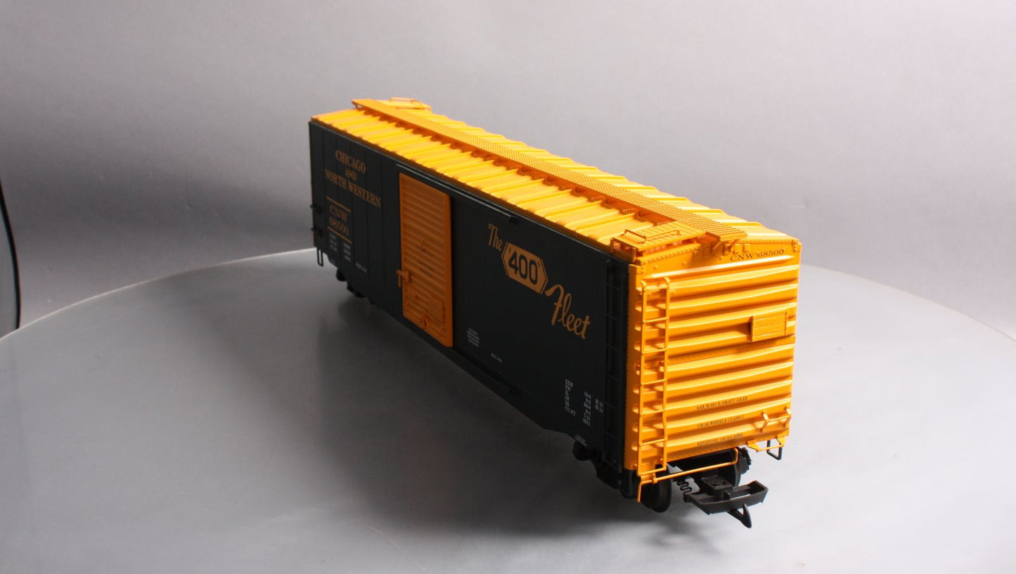 USA Trains R19312A G Chicago & North Western 50 Ft. Box Car with Steel Door