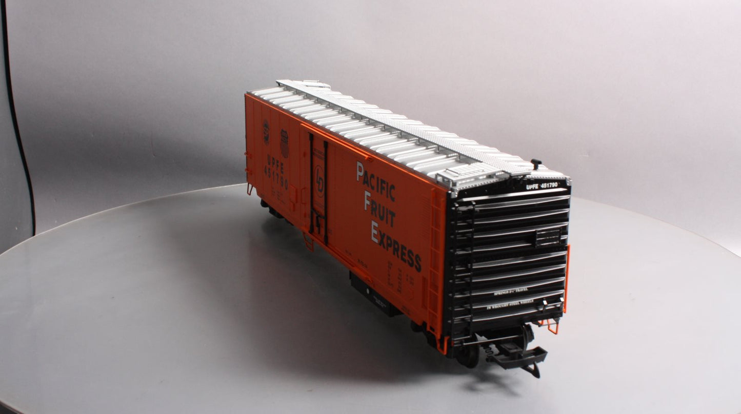 USA Trains R16710 G Pacific Fruit Express 50ft. Mechanical Refrigerator Cars