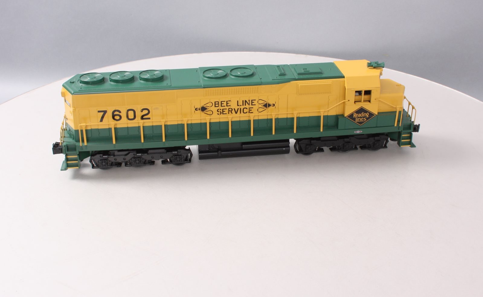 Williams 21710 O Gauge Reading SD45 Powered Diesel Locomotive #7602