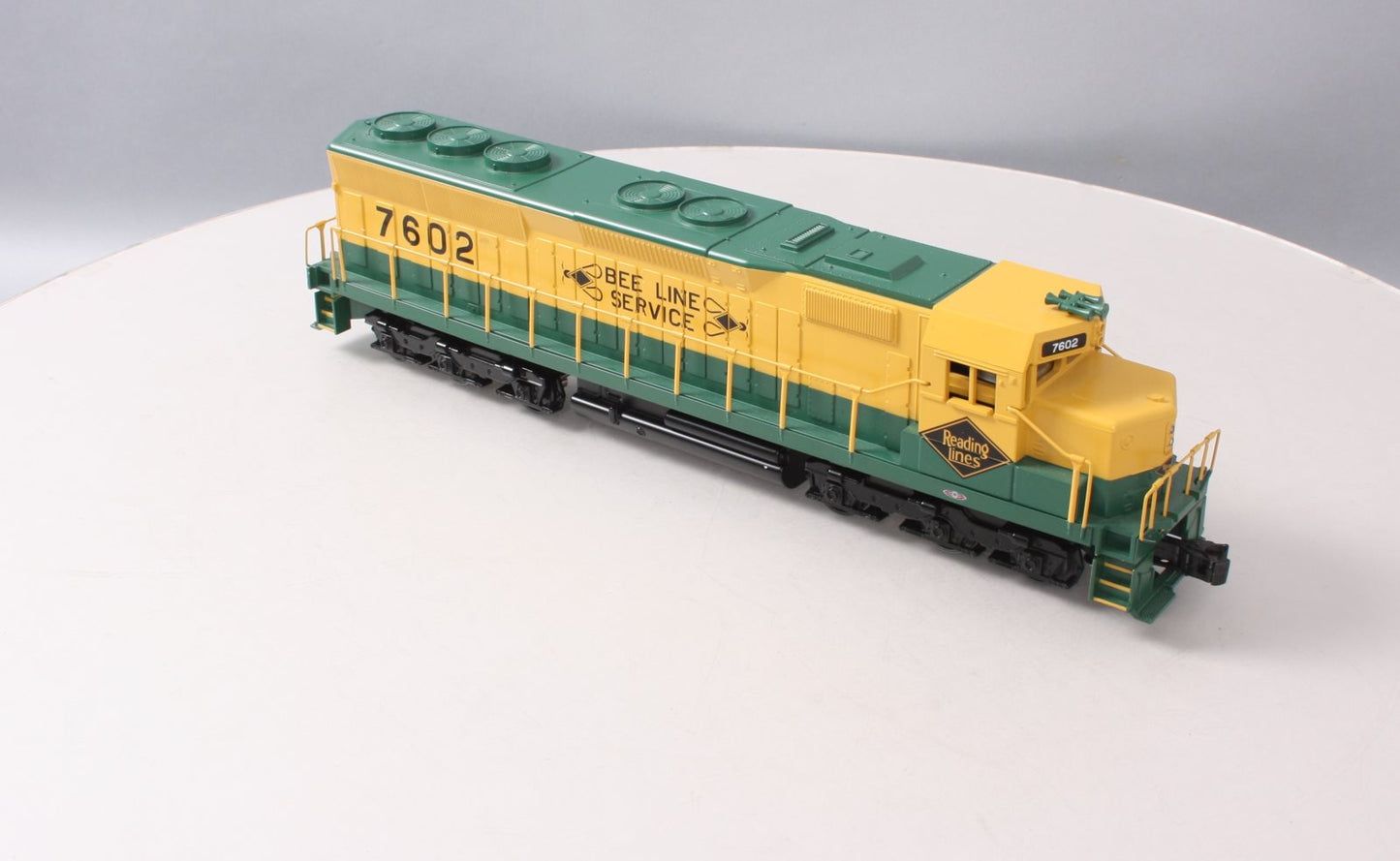 Williams 21710 O Gauge Reading SD45 Powered Diesel Locomotive #7602
