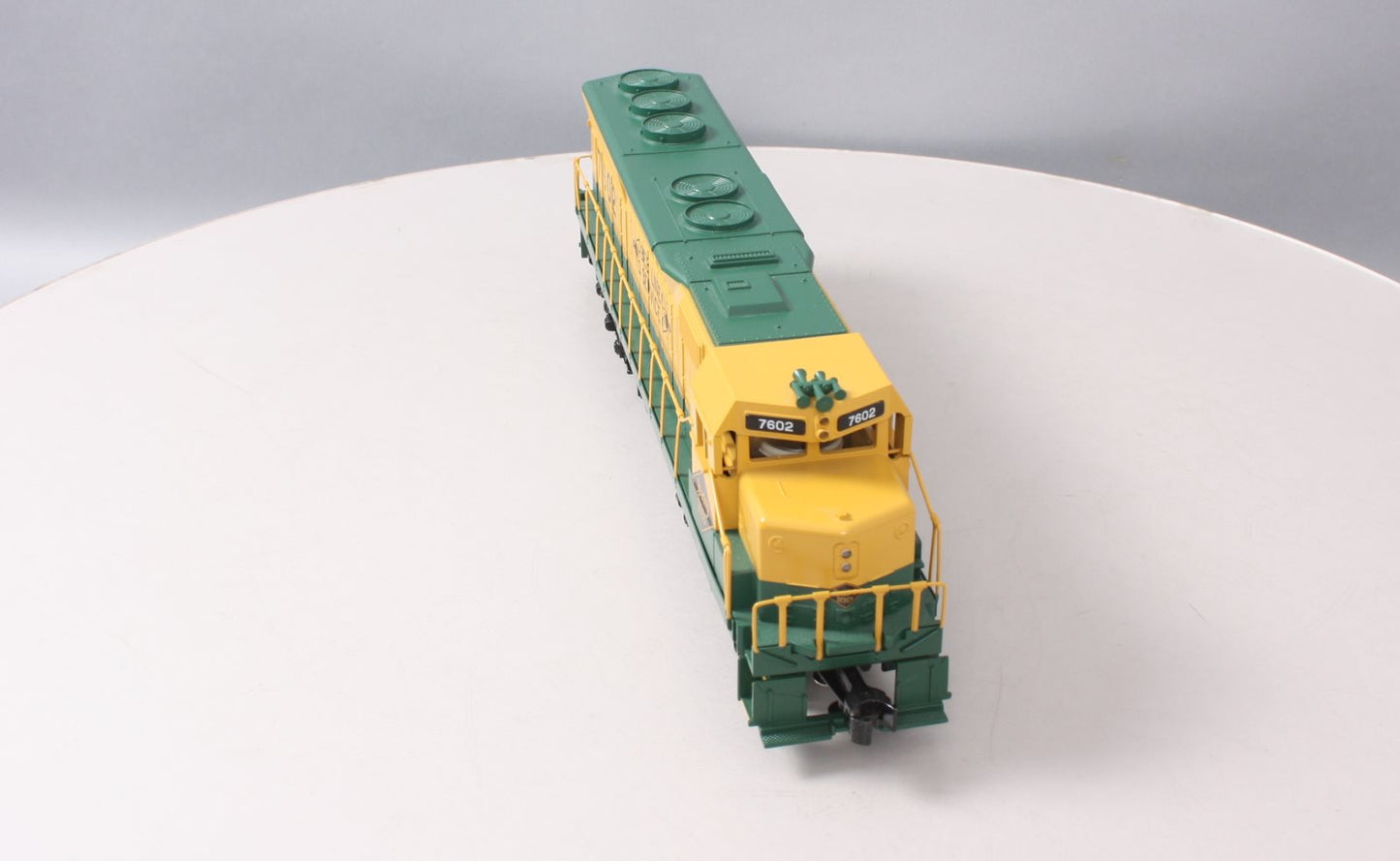 Williams 21710 O Gauge Reading SD45 Powered Diesel Locomotive #7602