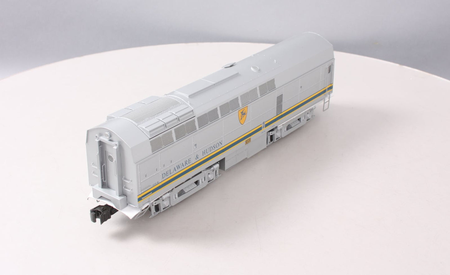 Lionel 6-38561 D&H Legacy RF-16 Sharknose Powered Diesel B-Unit #1215-B