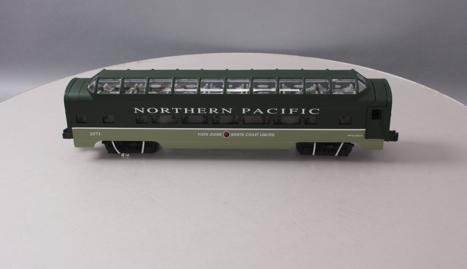 Lionel 6-19168 O Gauge Northern Pacific Full Vista Dome Coach LN/Box