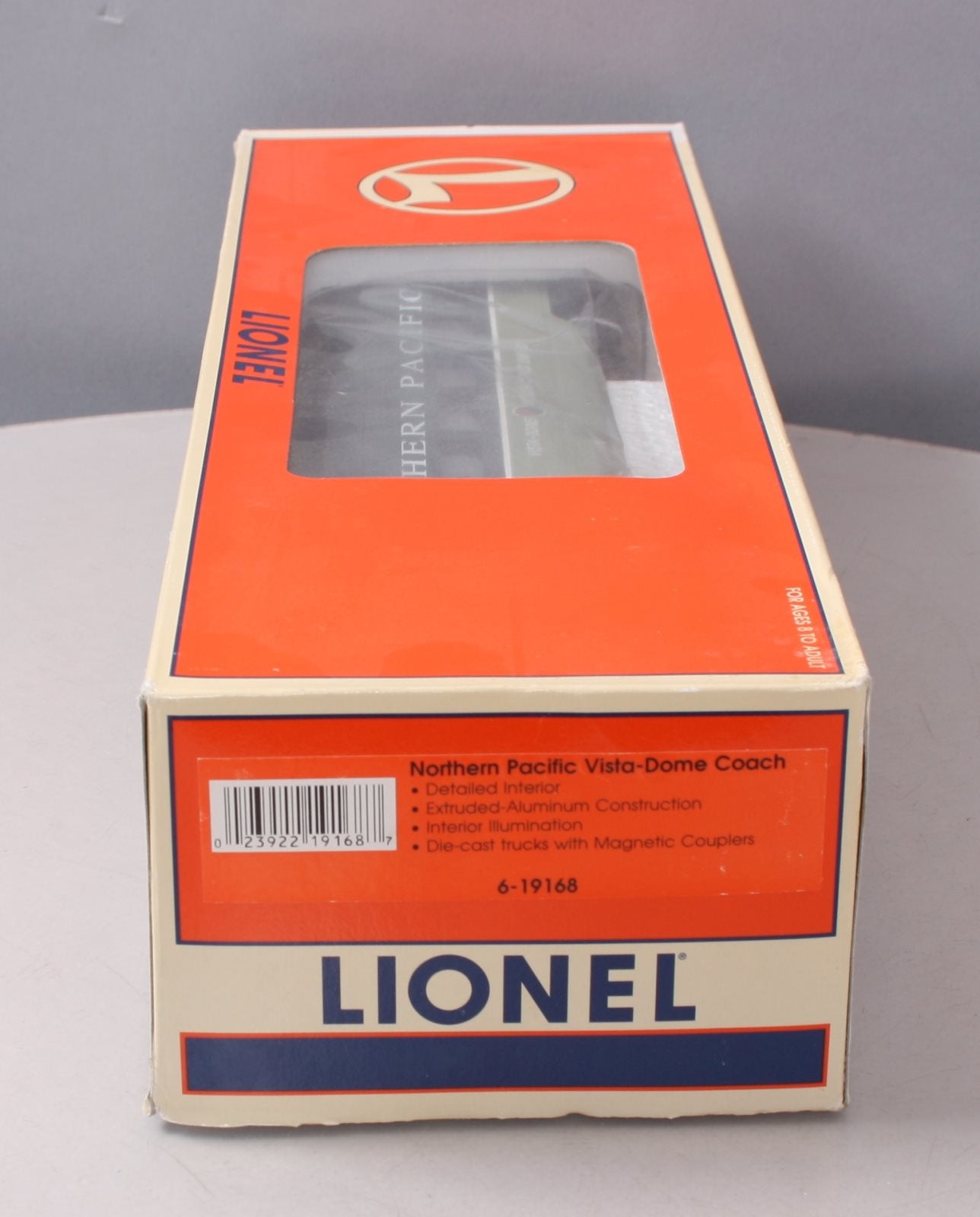 Lionel 6-19168 O Gauge Northern Pacific Full Vista Dome Coach NIB
