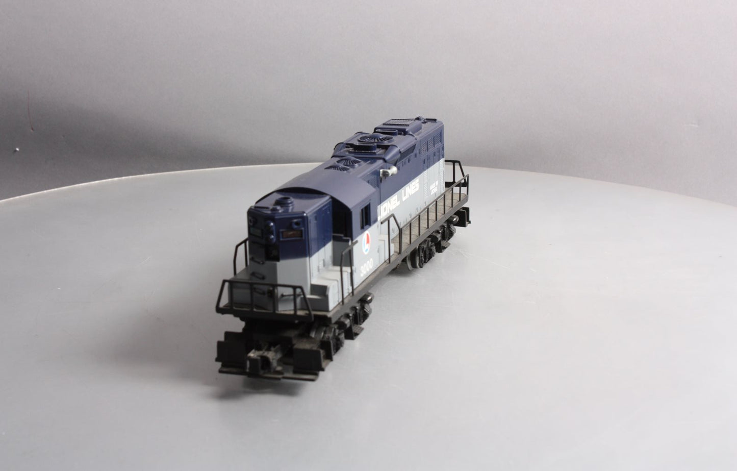Lionel 6-33000 O Gauge Railscope Lionel Lines GP-9 Diesel Locomotive #3000 EX/Box