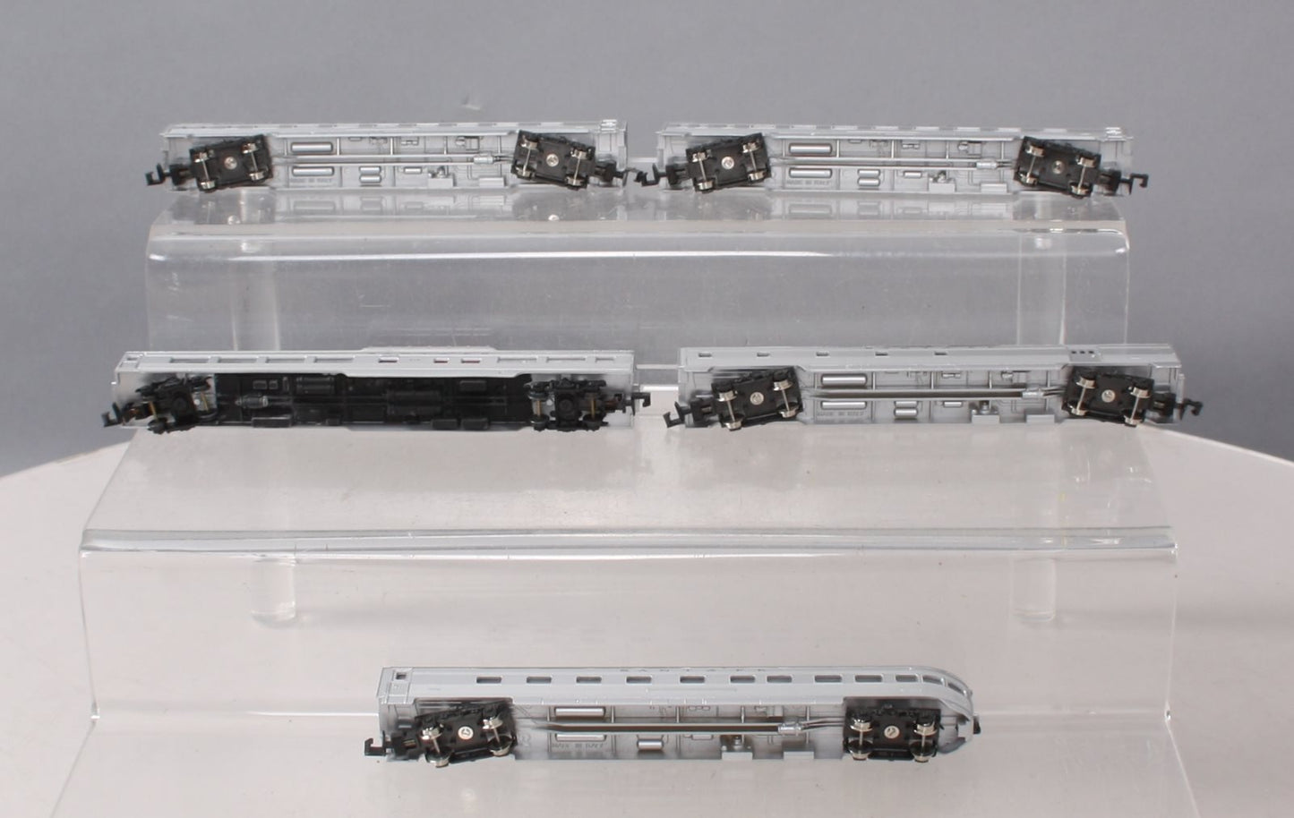 Con-Cor 003-540001 N Scale Santa Fe 5-Car Corrugated Passenger Cars (Set of 5) LN/Box