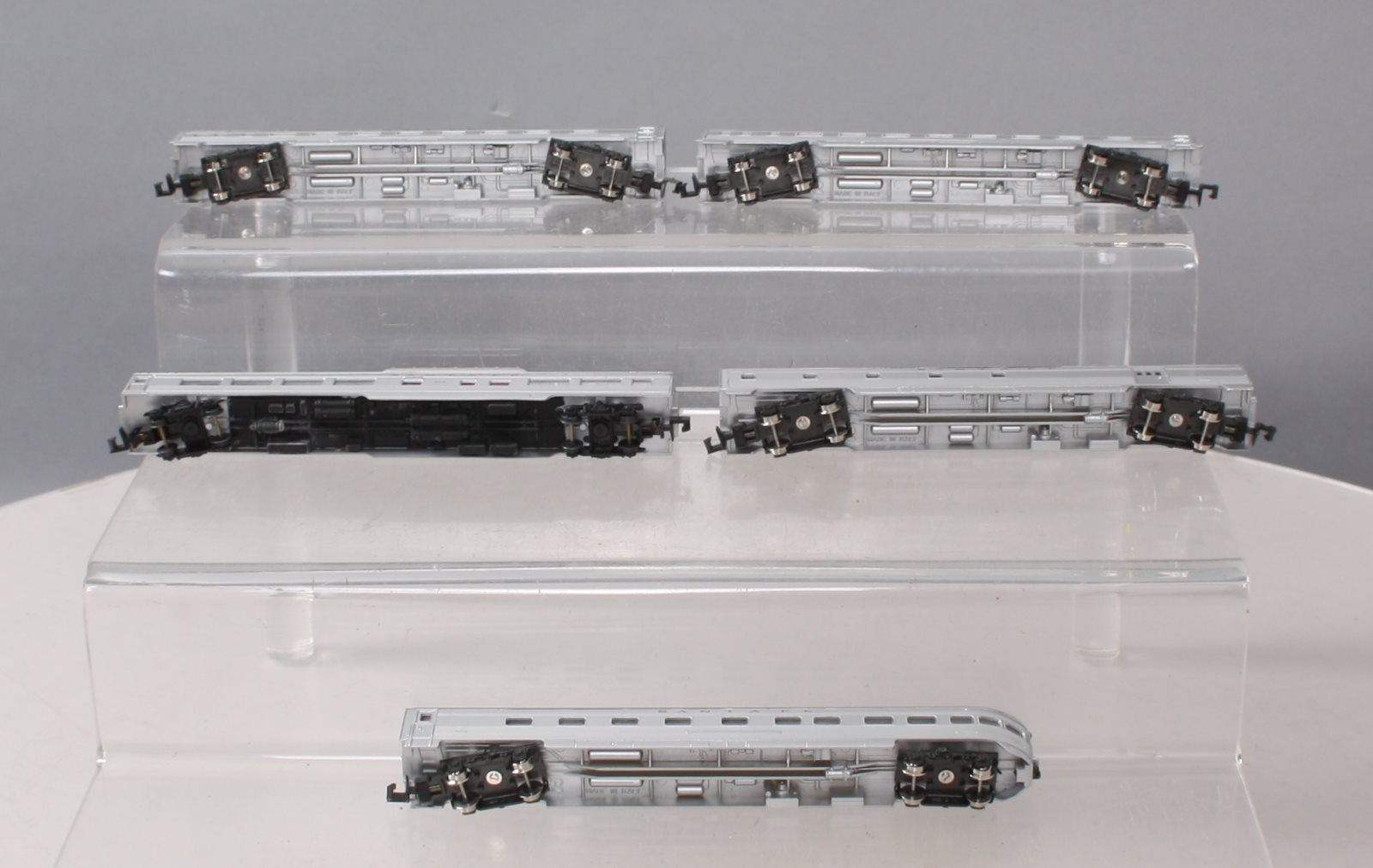 Con-Cor 003-540001 N Scale Santa Fe 5-Car Corrugated Passenger Cars (Set of 5) LN/Box