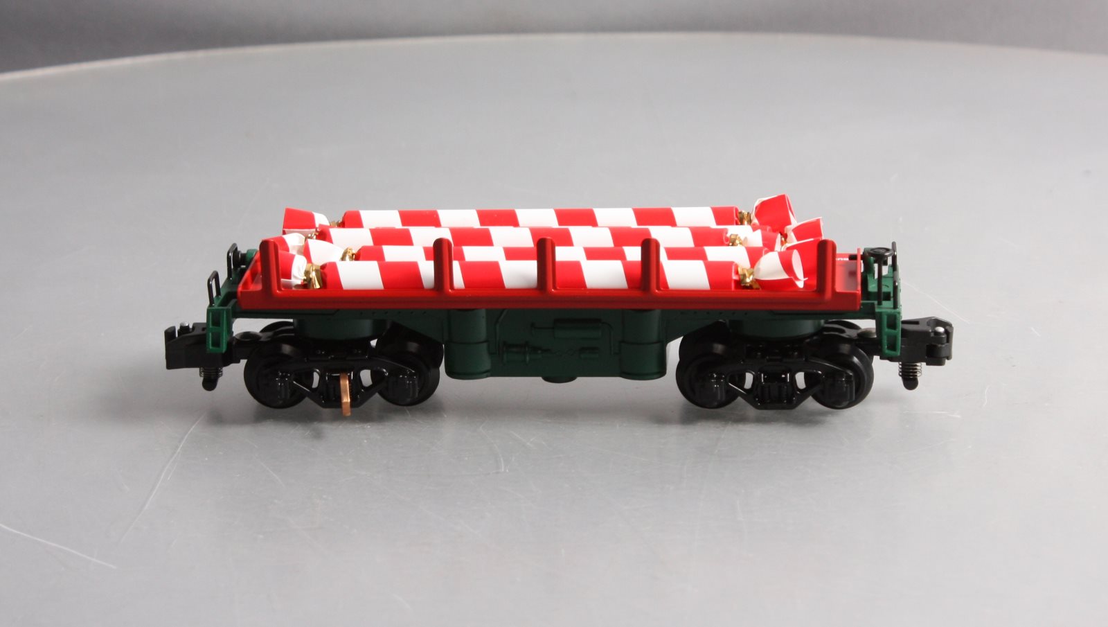 American Flyer 6-49028 S Gauge Candy Cane Operating Dump Car NIB