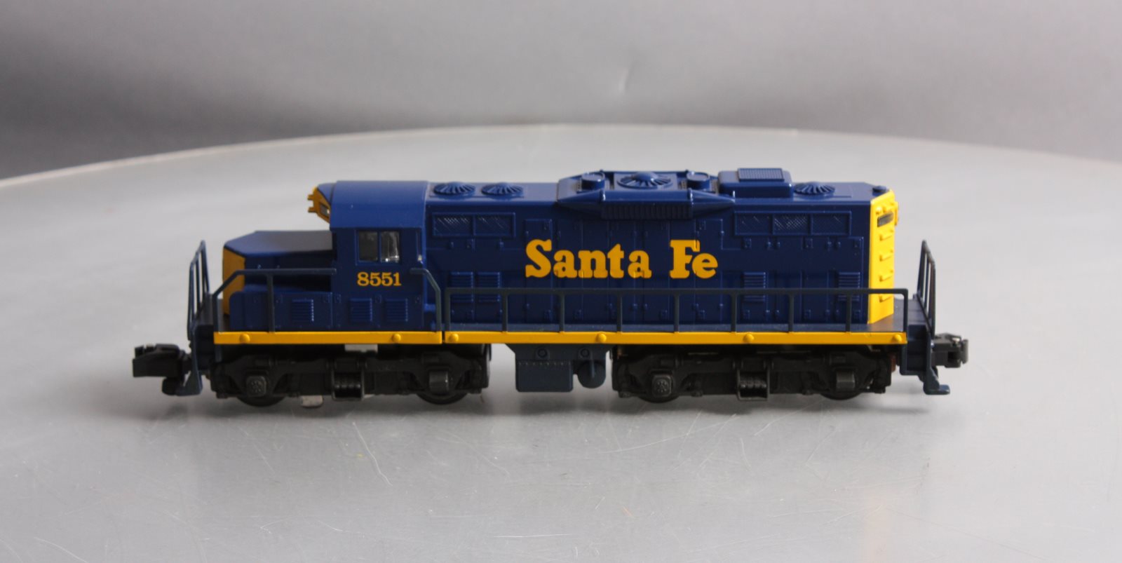 American Flyer 4-8651 S Gauge Santa Fe GP-20 Diesel Engine #8551 LN/Box