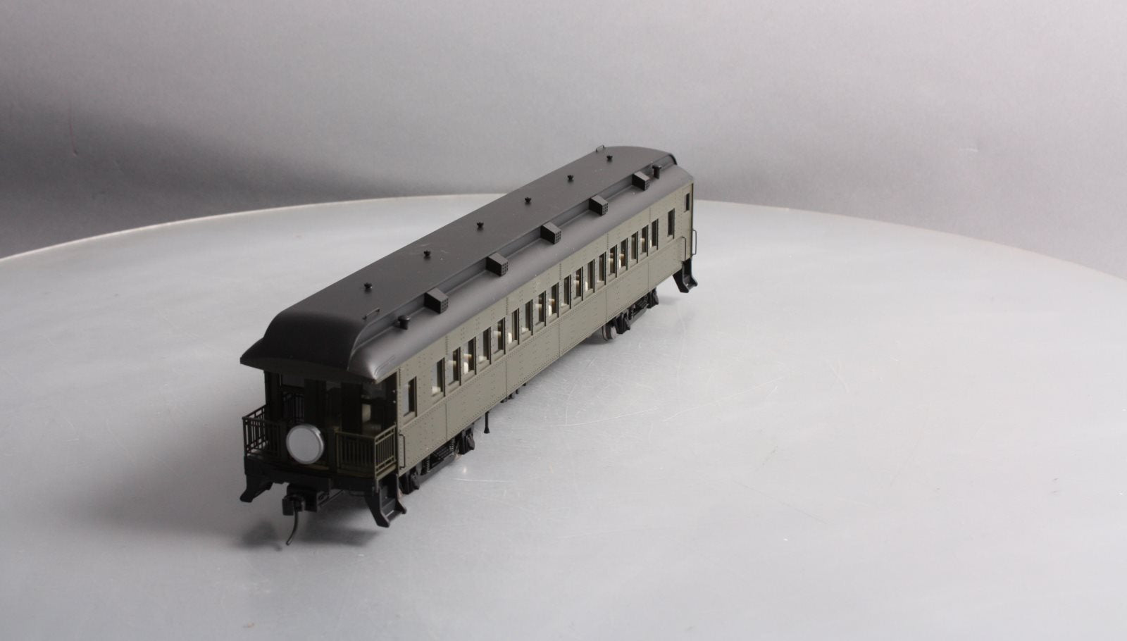 Atlas 2002750 O Scale Undecorated Trainman 60' Observation Car (2Rail)