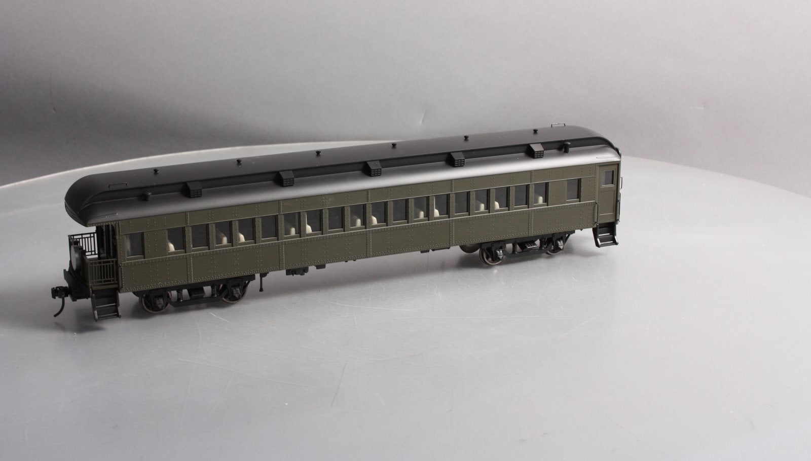 Atlas 2002750 O Scale Undecorated Trainman 60' Observation Car (2Rail)
