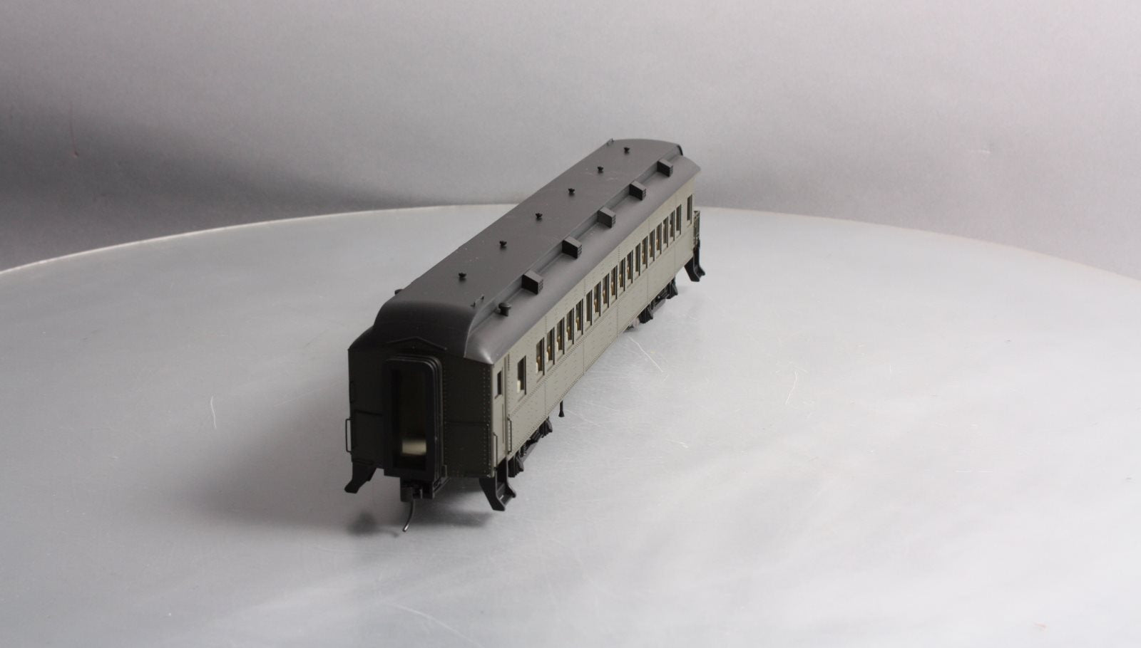 Atlas 2002750 O Scale Undecorated Trainman 60' Observation Car (2Rail)