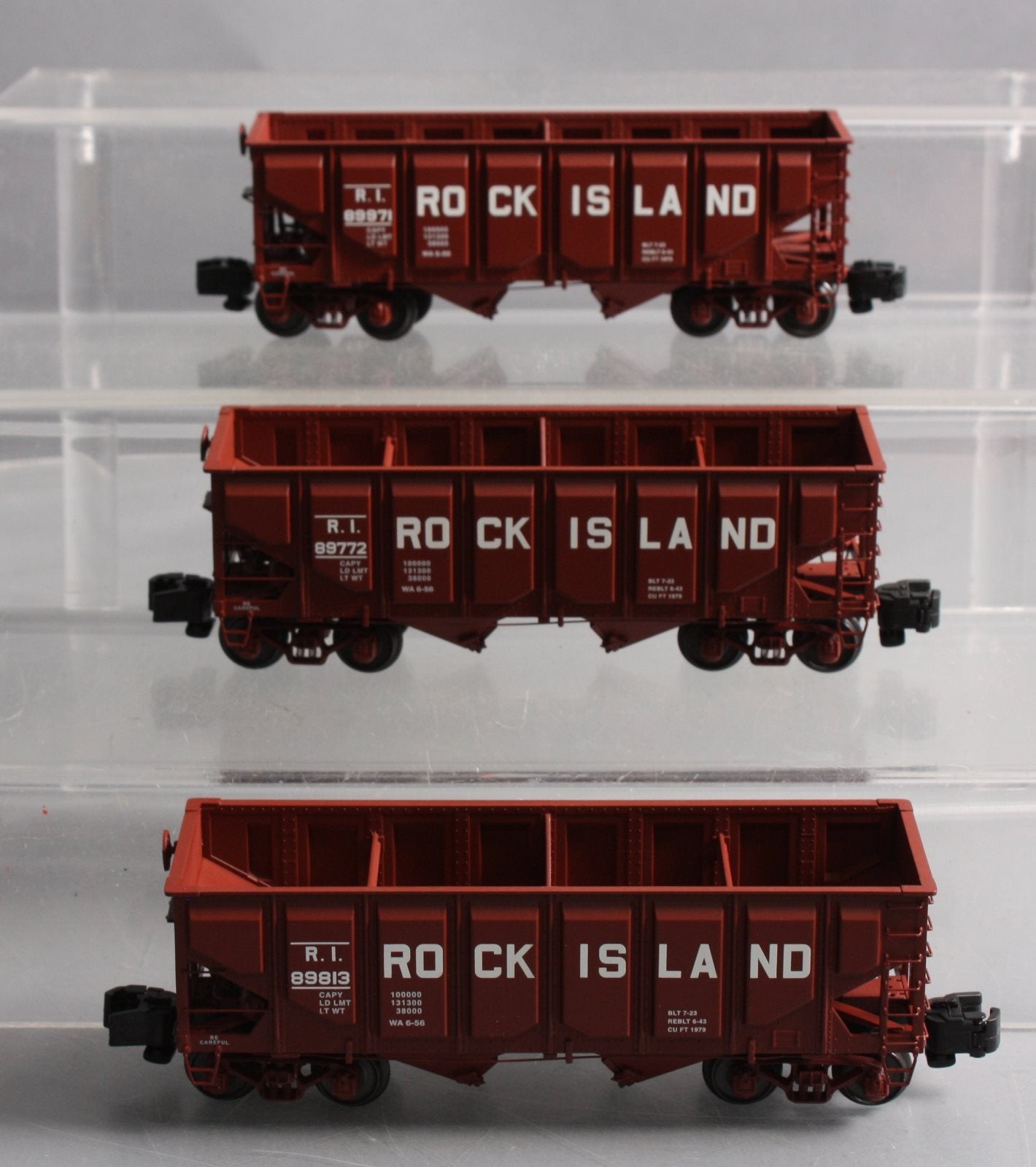 The Showcase Line 01174 S Gauge Rock Island Panel Crip Hoppers 3-Car Set LN/Box