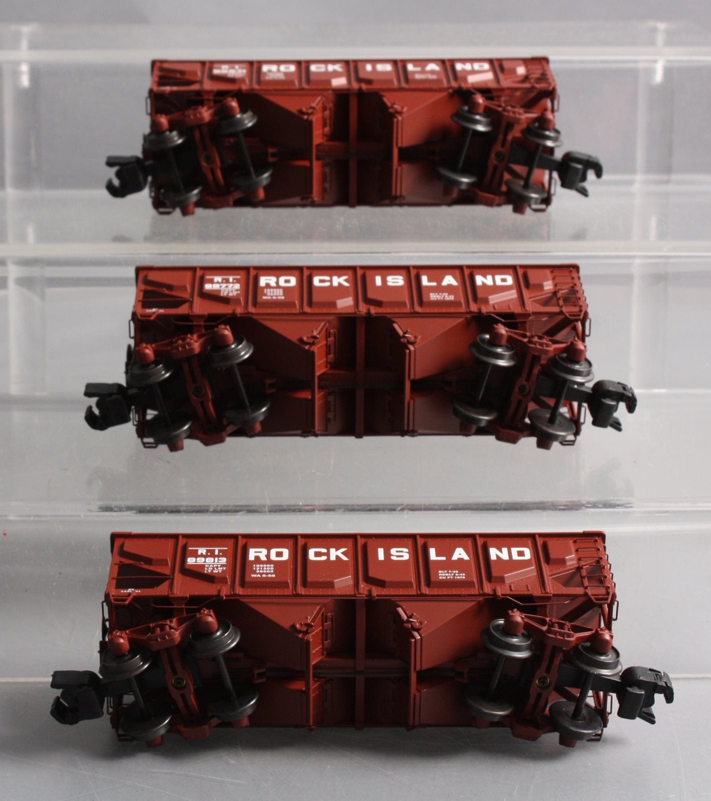 The Showcase Line 01174 S Gauge Rock Island Panel Crip Hoppers 3-Car Set LN/Box