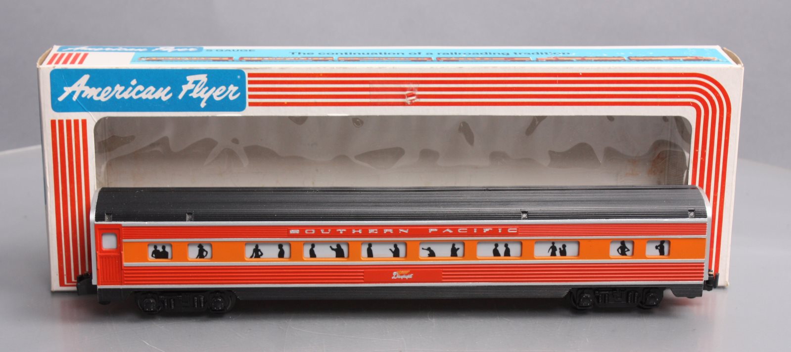American Flyer 4-9501 S Gauge Southern Pacific Daylight Coach Car LN/Box