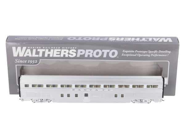 Walthers 920-9284 HO Santa Fe 85' Budd Hi-Level 72-Seat Passenger