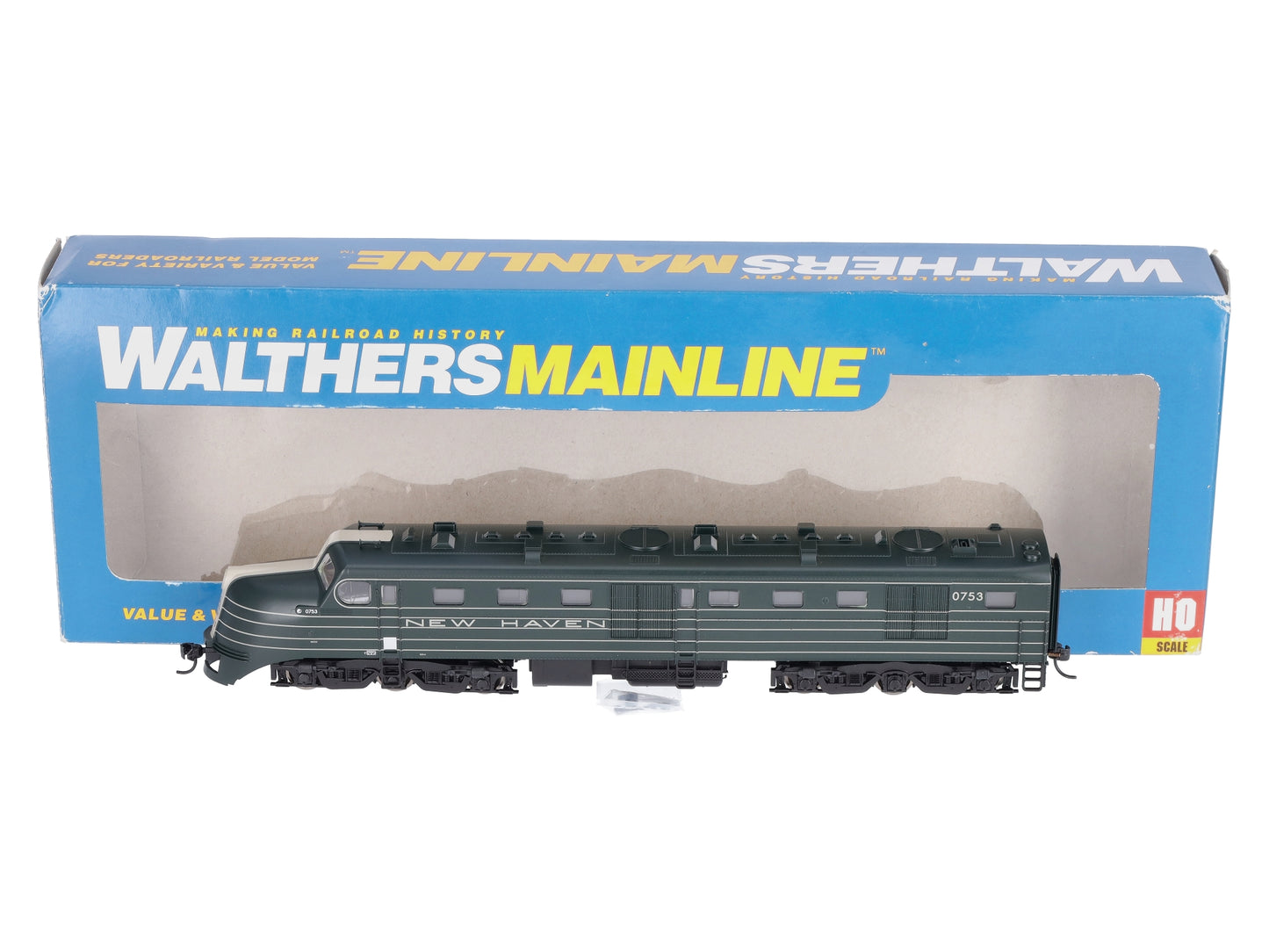 Walthers 910-9111 HO New Haven Alco DL-109 Diesel Locomotive #0753