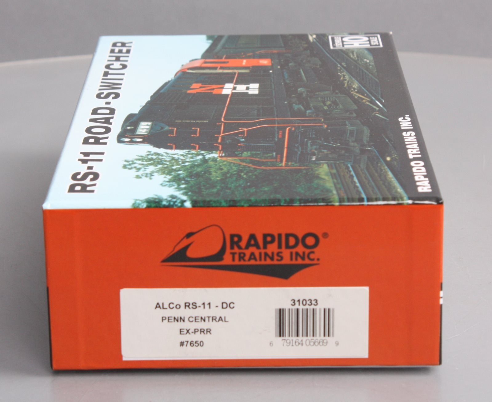 Rapido Trains 31033 HO Penn Central Alco RS-11 Diesel Locomotive