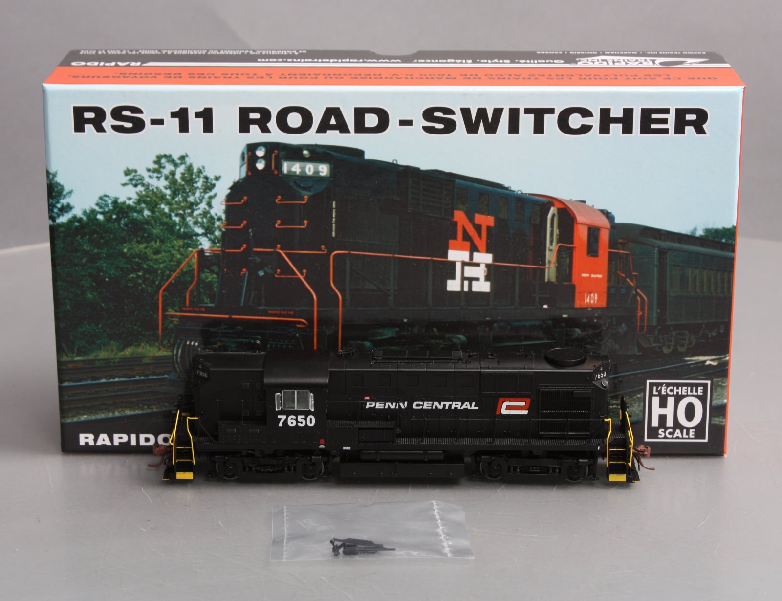 Rapido Trains 31033 HO Penn Central Alco RS-11 Diesel Locomotive #7650