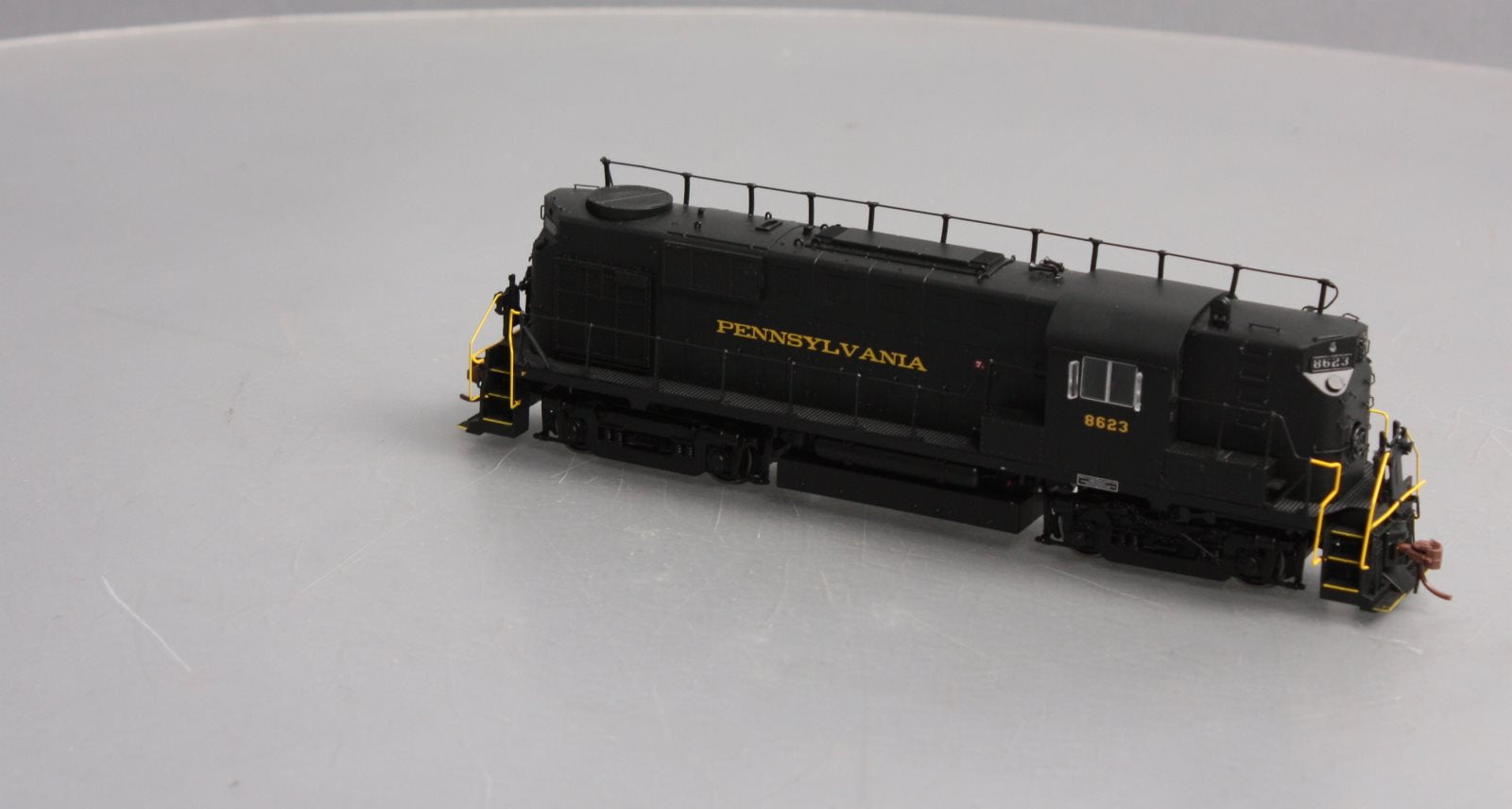 Rapido Trains 31025 HO Pennsylvania RR Alco RS-11 Diesel Locomotive #8623