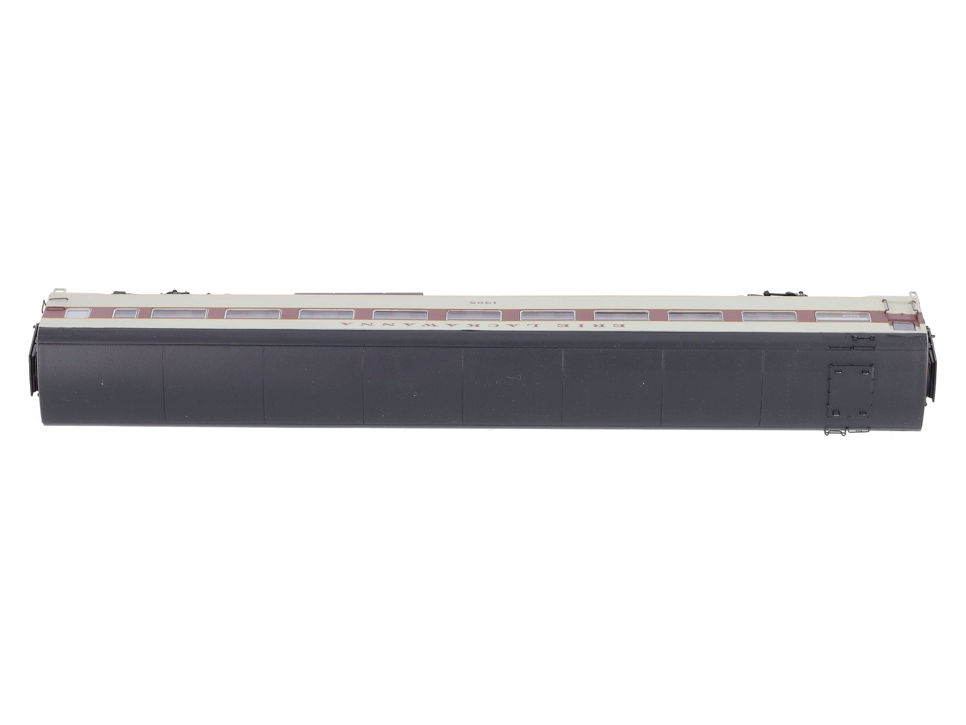 Rapido Trains 100206 HO Erie Lackawanna Lightweight Coach - Lighted #1305 NIB