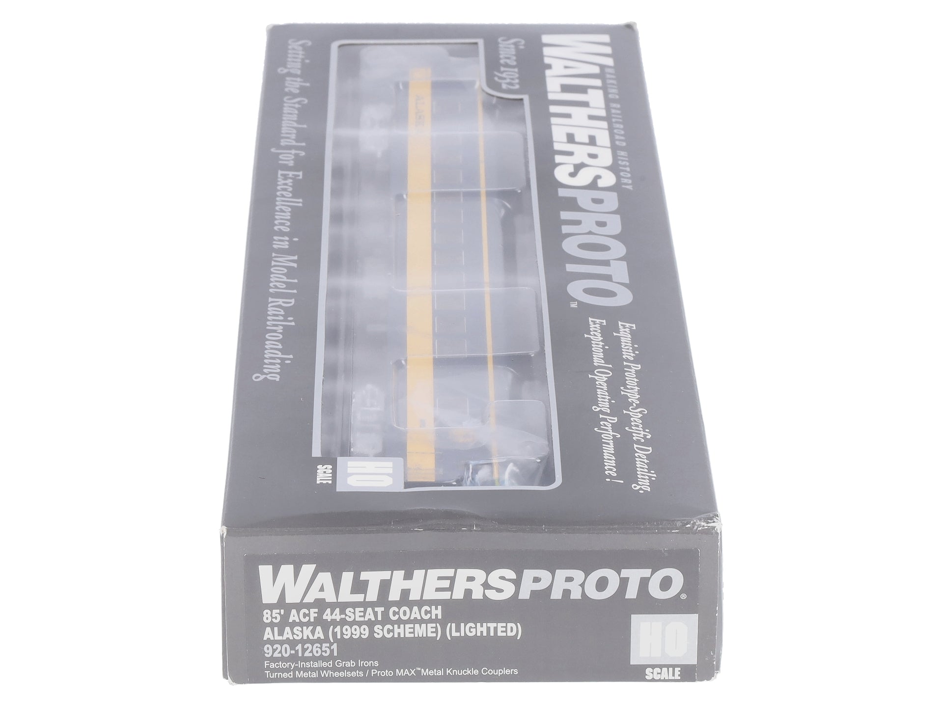Walthers 920-12651 HO Alaska Railroad 85' ACF 44-Seat Lighted Passenger Coach LN/Box