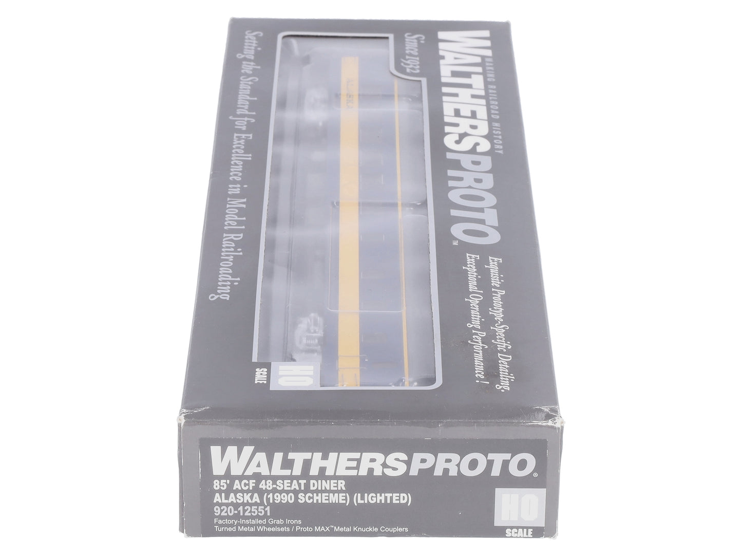 Walthers 920-12551 HO Scale Alaska Railroad 85' ACF Diner - Lighted