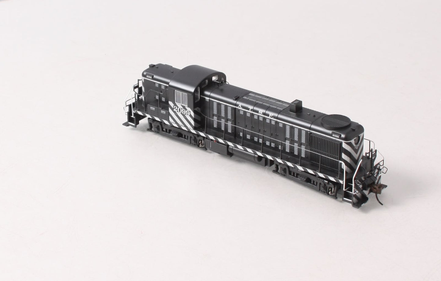 Bachmann 63908 HO Santa Fe ALCO RS3 Diesel Locomotive Sound/DCC #2099