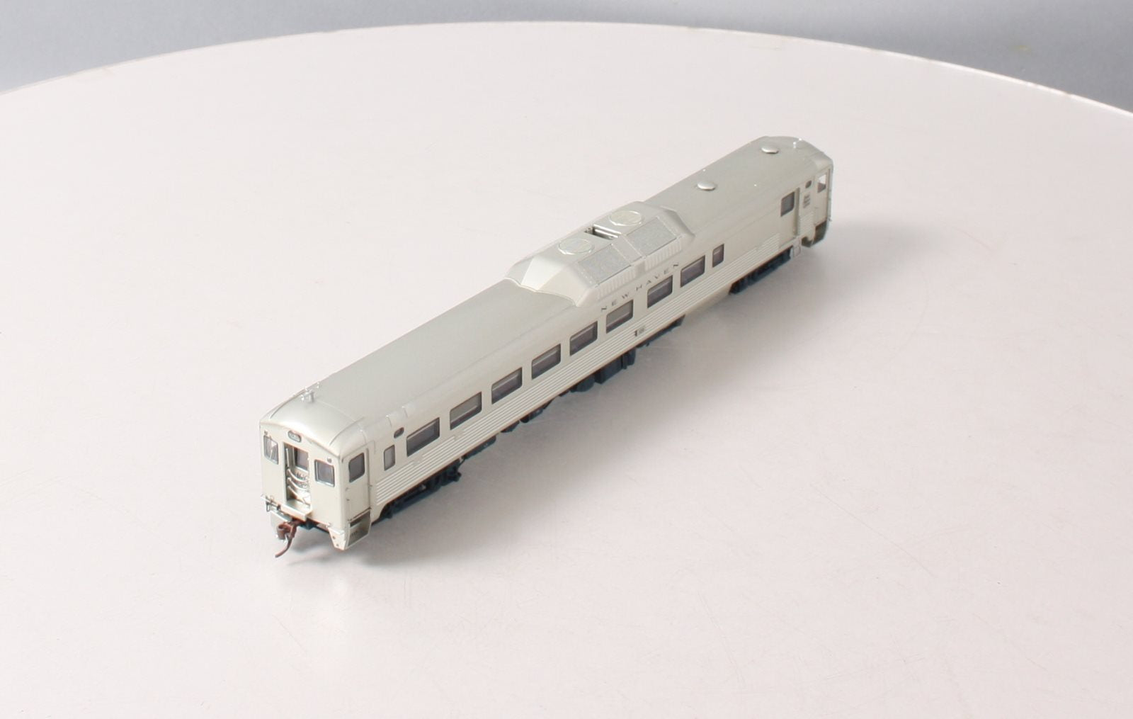 Rapido 16134 HO New Haven Budd RDC-2 Phase Ib Diesel Loco DC #120