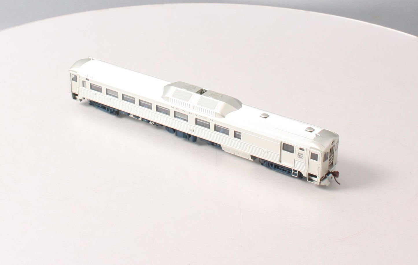 Rapido 16134 HO New Haven Budd RDC-2 Phase Ib Diesel Loco DC #120