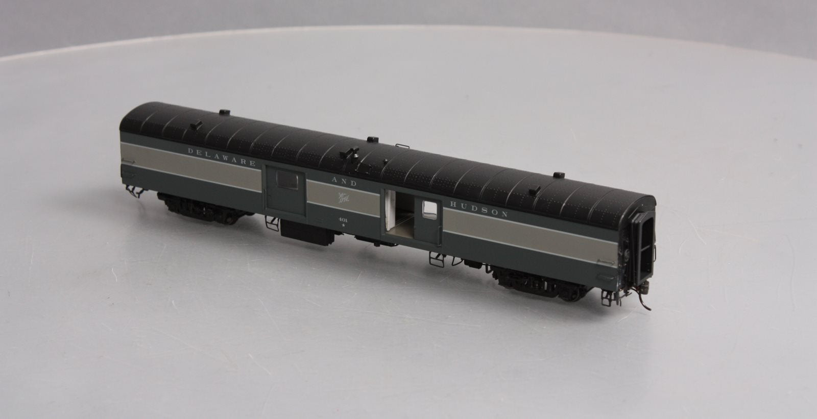 Rapido 106208 HO Delaware & Hudson Baggage Express Car #401 NIB