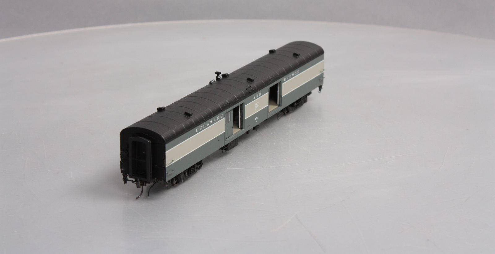 Rapido 106208 HO Delaware & Hudson Baggage Express Car #401 NIB