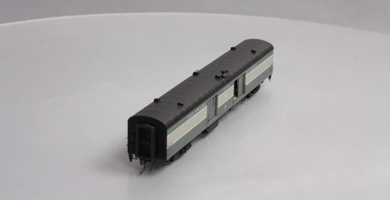 Rapido 106208 HO Delaware & Hudson Baggage Express Car #401 NIB
