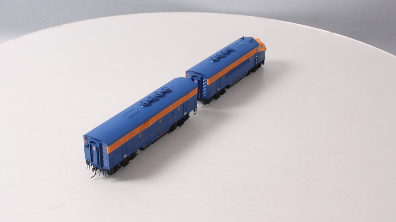 Athearn G22748 HO Central Railroad of New Jersey F3A/F3B Diesel Loco #53/#B
